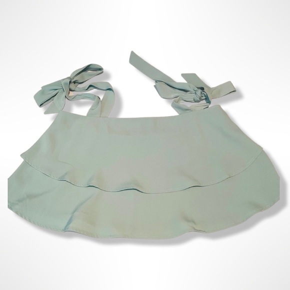 Superdown Helene Tie Strap Cropped Top Size Medium - Layered- Revolve - Summer - Picture 2 of 5